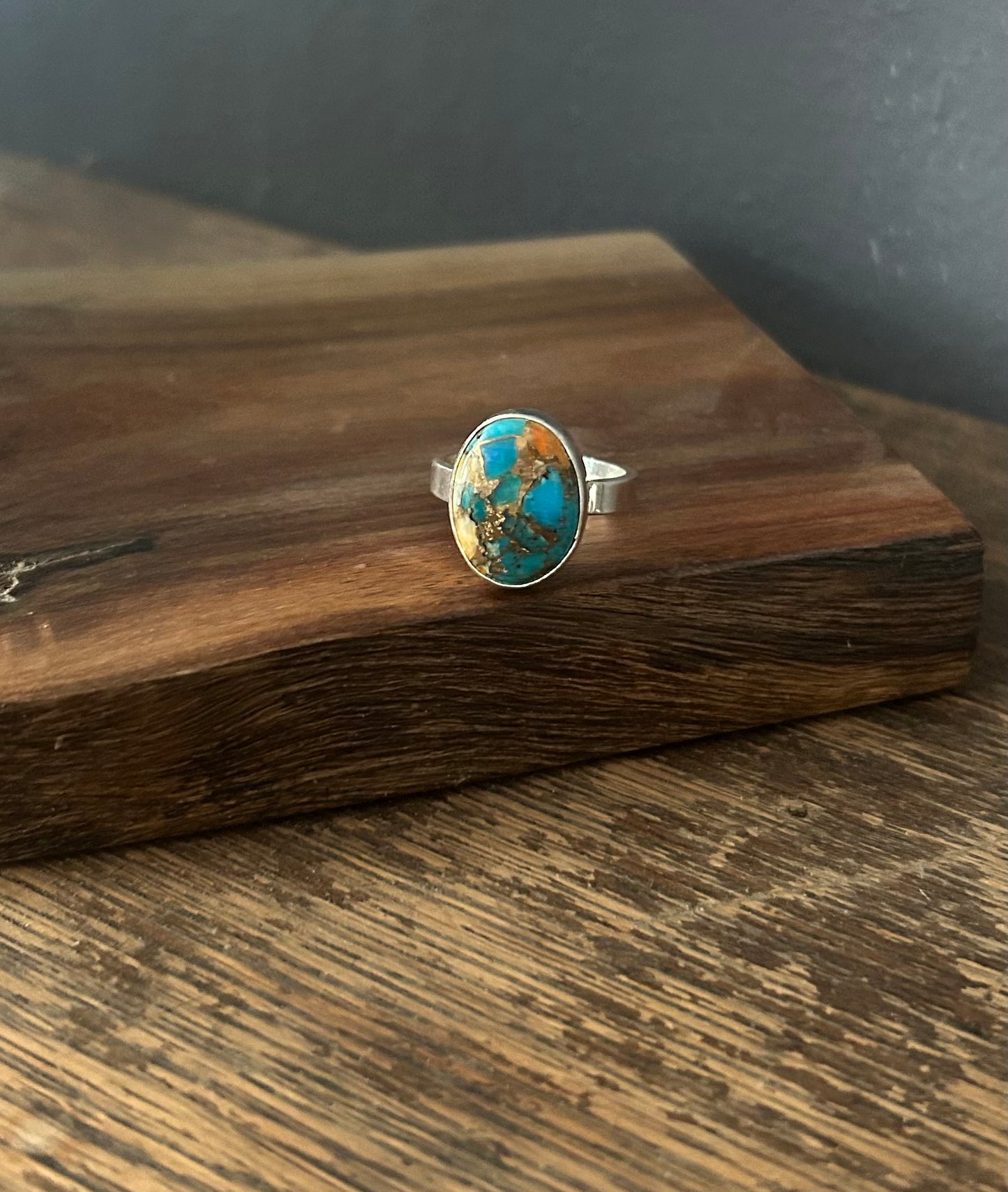 Spiny oyster ring 