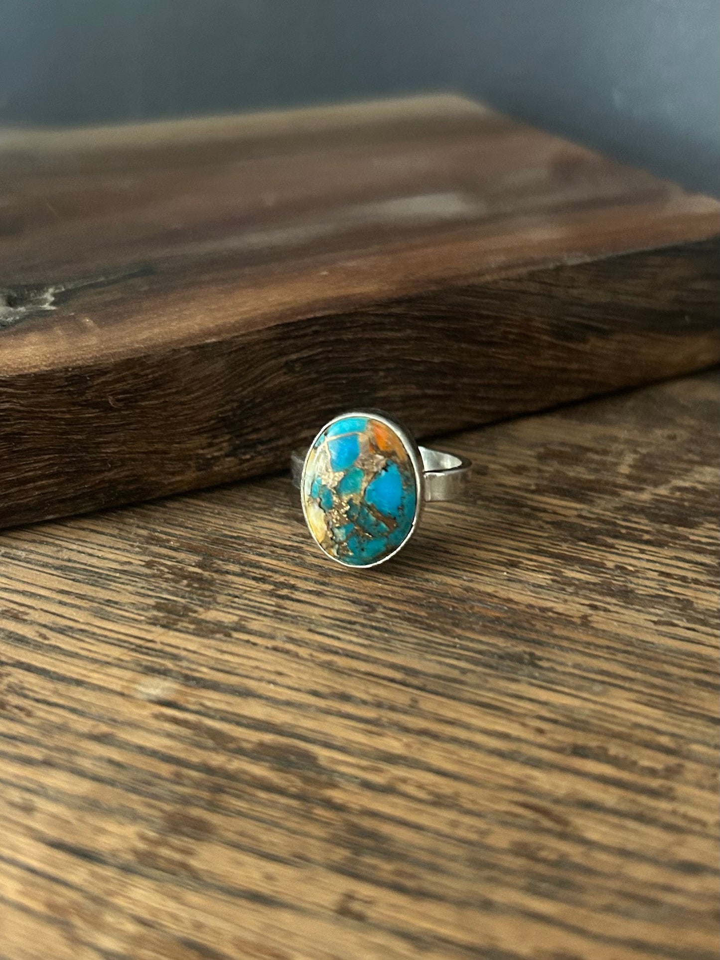 Spiny oyster ring 